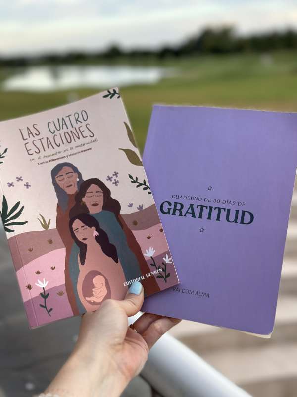 Combo Las Cuatro Estaciones. En el encuentro con la maternidad + Cuaderno de 90 días de Gratitud Tomo a elección